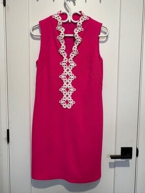 Vince Camuto Sleeveless Pink Sheath Dress with White Lace Trim